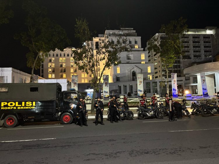 Kota Medan Dipatroli Ketat! Brimob dan Polrestabes Bersinergi Ciptakan Kamtibmas Jelang Paskah