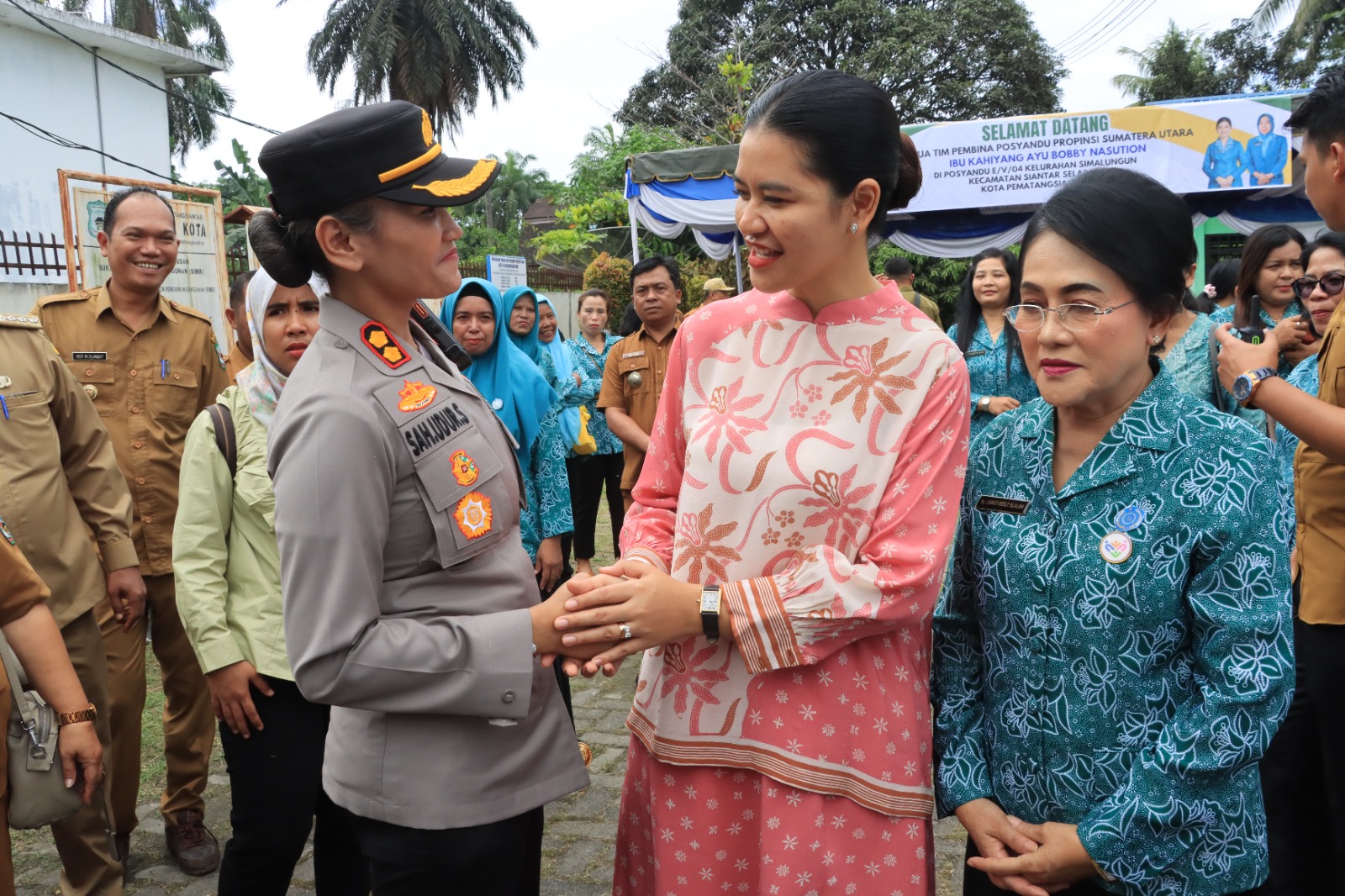 Kapolres Pematangsiantar Bersama Walikota Dampingi Ketua TP PKK Sumut Kunker di Dua Posyandu Kapolres Pematangsiantar Bersama Walikota Dampingi Ketua TP PKK Sumut Kunker di Dua Posyandu