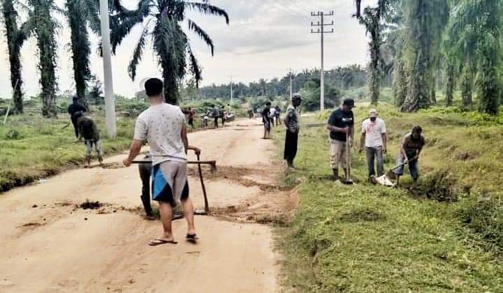 Masyarakat Marihat Baris Marharoan Bolon (photo istimewa)