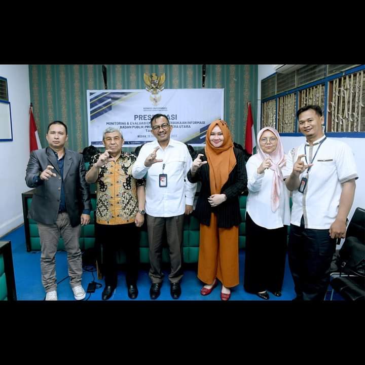 Kadis Kominfo Sumut Ilyas S Sitorus bersama Komisi Informasi Sumut (photo ist)