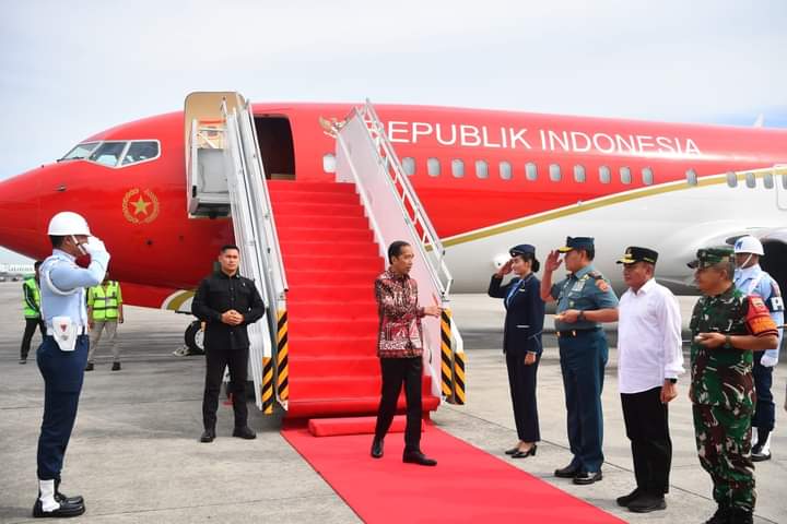 Presiden RI Joko Widodo tiba di Bandara Kualanamu menggunakan Pesawat Kepresidenan Indonesia-1 (Ist)