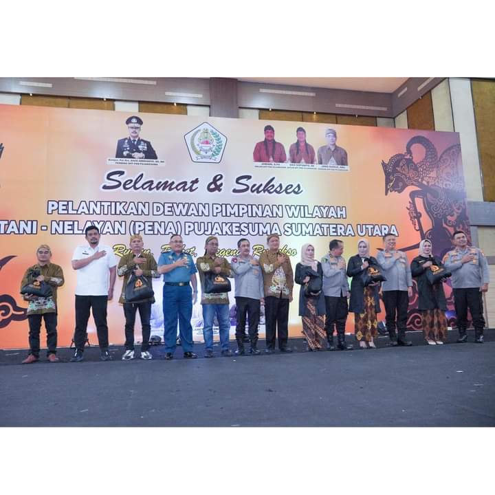 Foto bersama pada kegiatan tersebut