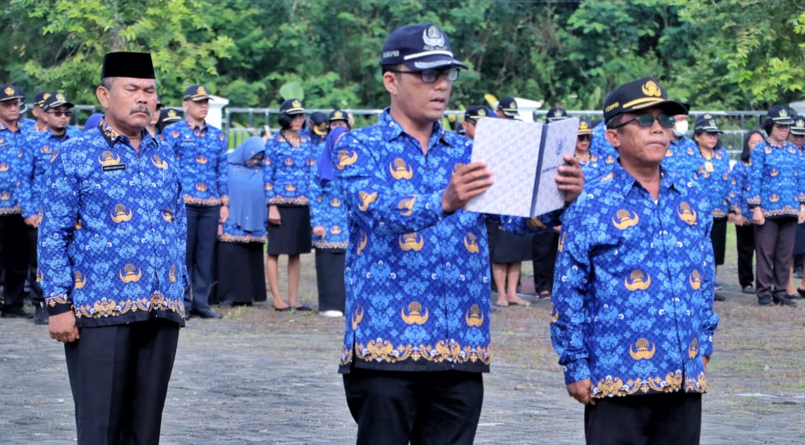 Benny Hutauruk (Dinas Kominfo) pembaca Mukadimah UUD45