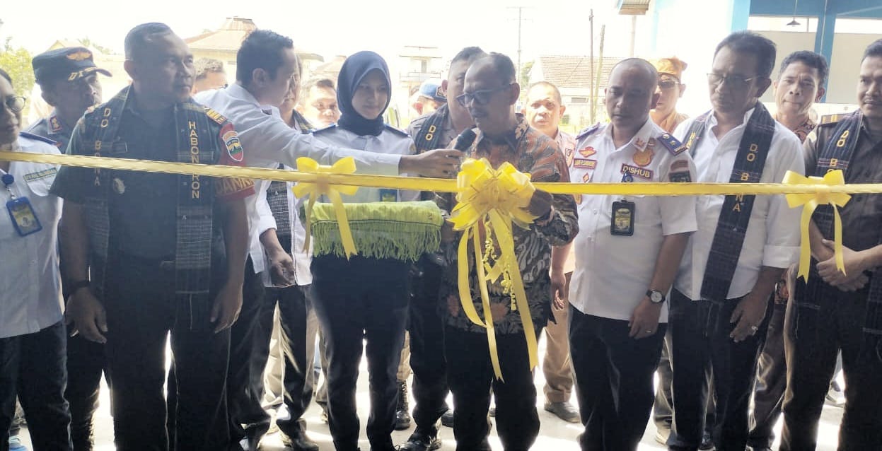 Bupati Radiapoh gagal melaunching UPBKB Jalan Asahan Km 6 (photo istimewa)