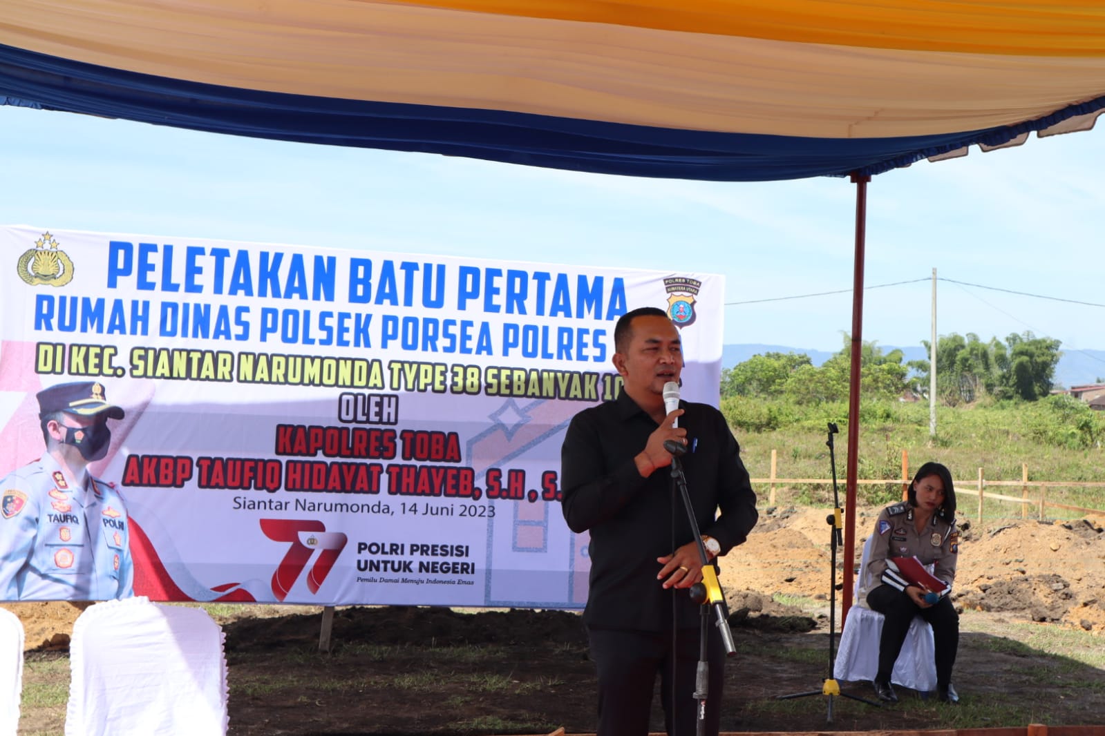 Wakil ketua DPRD Toba Candrow Manurung