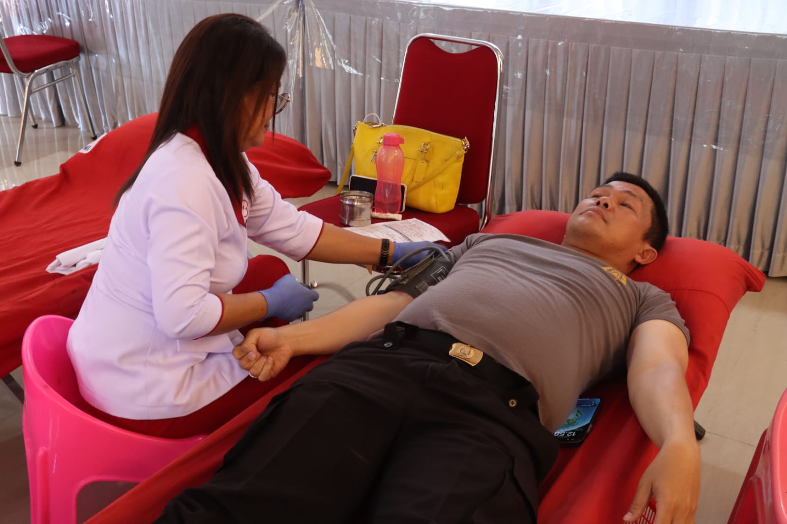AKBP Ronald FC Sipayung donor darah (photo ist)