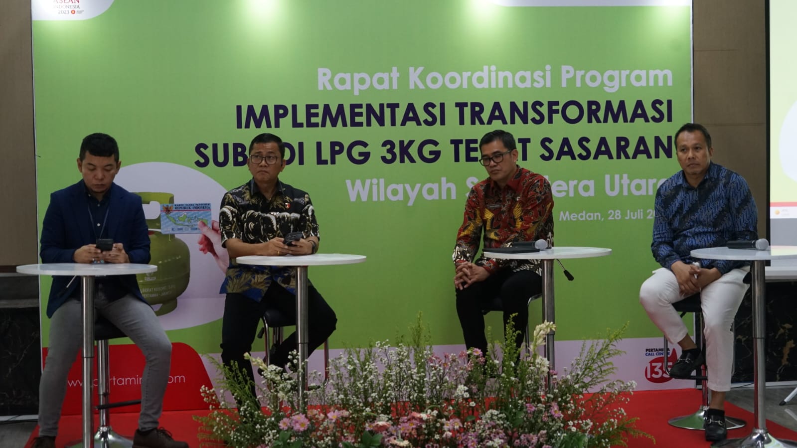 Para narasumber sosialisasi (NSH9)