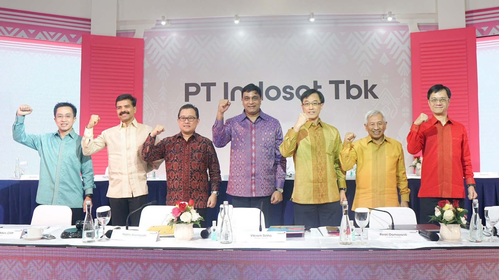 Pihak Indosat photo bersama (NSH9)