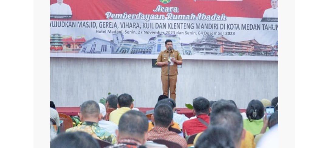 Wali kota Medan Bobby Nasution, saat menghadiri acara pemberdayaan rumah ibadah( ist)
