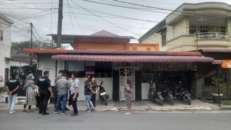 Salah satu aset milik mantan Kadinkes Tapteng yang disita Kejatisu
