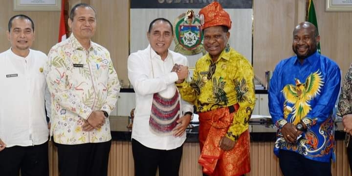 Edy Rahmayadi salam kehormatan dengan Pj Gubernur Papua Pegunungan