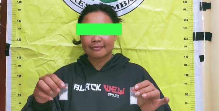 Inisial S dengan barang bukti narkotika jenis sabu ditangan (ist)