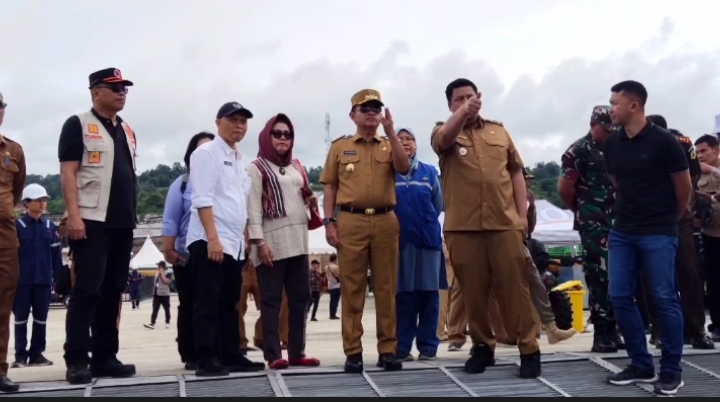 Pj Gubernur dan rombongan bersama Bupati Samosir di Veneu Aquabike Jetski World Championship 2023 Waterfront City Pangururan