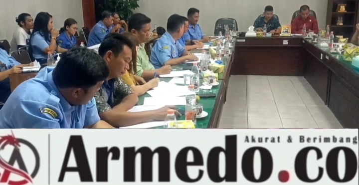 RDP Komisi III dengan petinggi PDAM Tirta Lihou Simalungun di ruang Komisi III DPRD di Pamatang Raya