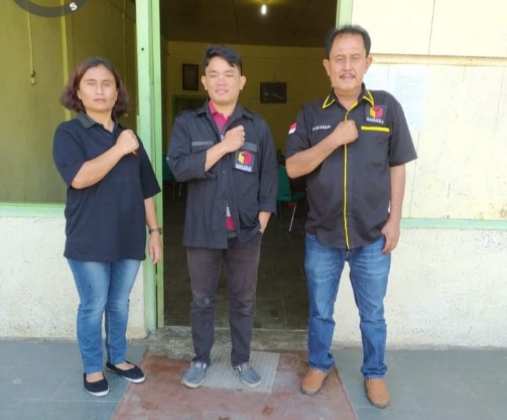 Ketua Panwaslu Kecamatan Haranggaol Horison dan Komisioner Panwaslu Haranggaol Horison