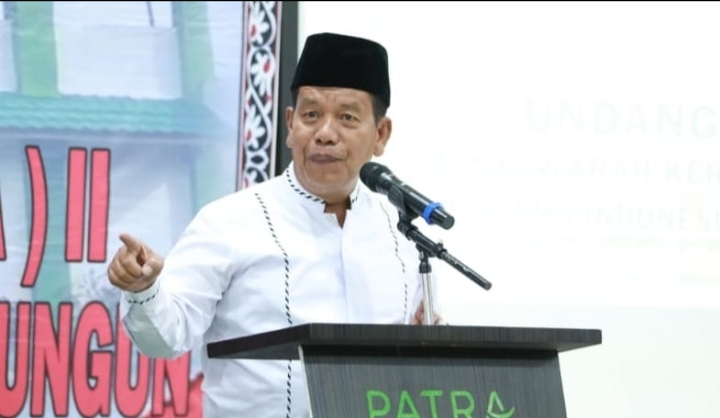 Bupati Simalungun Radiapoh Hasiholan Sinaga saat menyampaikan harapan pada Mukerda II MUI Simalungun
