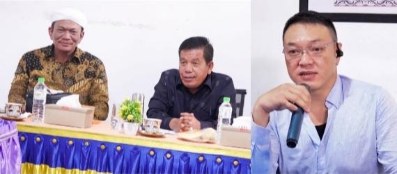 Bupati Radiapoh Hasiholan Sinaga dengan pengusaha di Bandar Masilam saat pembahasan perbaikan jalan rusak