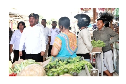 Bupati Simalungun di Pasar Kota Perdagangan sekaligus menghimbau masyarakat Marharoan Bolon.