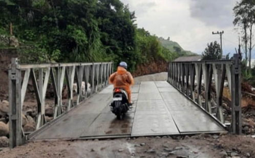 Jembatan Bailey milik TNI diatas Binanga Bolon, Haranggaol Horison,(LRS Armedo.co)