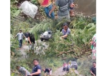 Gotong royong massal masyarakat Kecamatan Haranggaol Horisan di Kelurahan Haranggaol