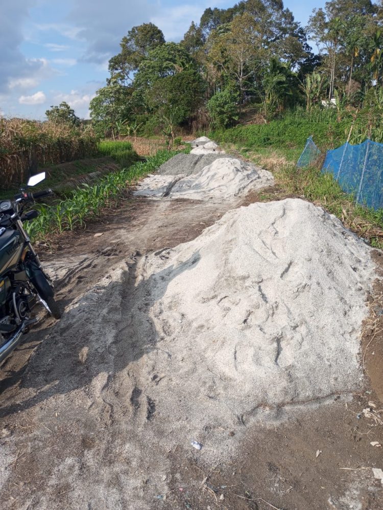 PROGRAM PEMBANGUNAN KELURAHAN TIGA BALATA TERHENTI, LURAH TAHAN DANA, PEMBANGUNAN TERHENTI.