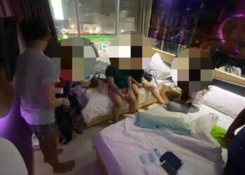 Muncikari saat digerebek di hotel (Foto: Istimewa)