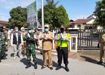 Walikota Tebingtinggi Bagikan Masker dan sosialisasi pengguna masker kepada masyarakat.