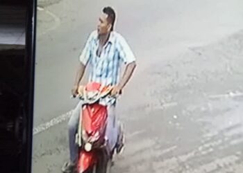 Salah satu rekan pelaku pencurian yang terekam CCTV milik Dangas Sihombing
