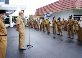 Walikota Ir H Umar zunaidi MM pimpin apel perdana PNS  kota Tebing Tinggi