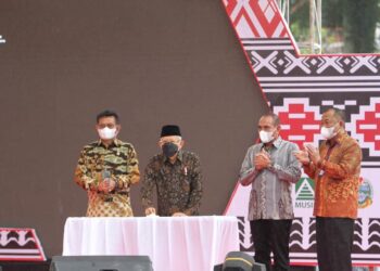Wapres KH Mar'uf Amin di Parapat