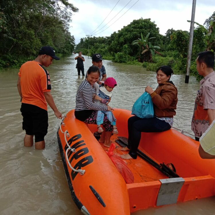 Kondisi banjir di Nias Utara