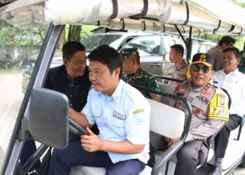 Kehadiran Menkopolhukam di Kota Wisata Parapat Danau Toba (f:ist/konstruktif)