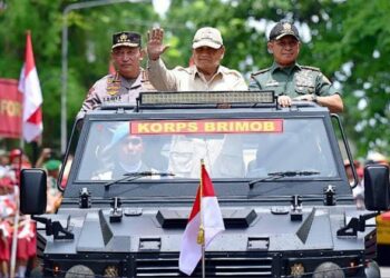 Presiden Prabowo didampingi Kapolri saat Apel Kasatwil 2024 yang diselenggarakan di "kawah candradimuka" Akademi Kepolisian Semarang.( Nawasenanews/ Ist)