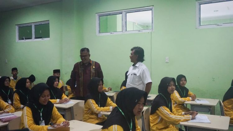 Satuan Intelkam Polres Simalungun menggelar Latihan Dasar Kepemimpinan (LDK) bagi Organisasi Siswa Intra Madrasah (OSIM) MAN Simalungun. ( Ist/ Nawasenanews)