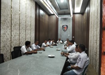 Sat Reskrim Polres Simalungun saat melakukan  Rapat Kerja Teknis (Rakernis) Fungsi Reskrim Tahun Anggaran 2025 di ruang rapat Satuan Reserse Kriminal Polres Simalungun, Rabu (16/7/2025). ( Nawasnanews/ Ist)