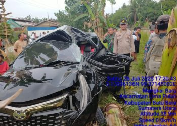 Kecelakaan antara Kereta Api 2803 Kisaran Express dengan mobil Toyota Calya BK 1721 RZ yang menewaskan 3 orang dan menyebabkan 7 orang luka berat.( Ist/ Nawasenanews)