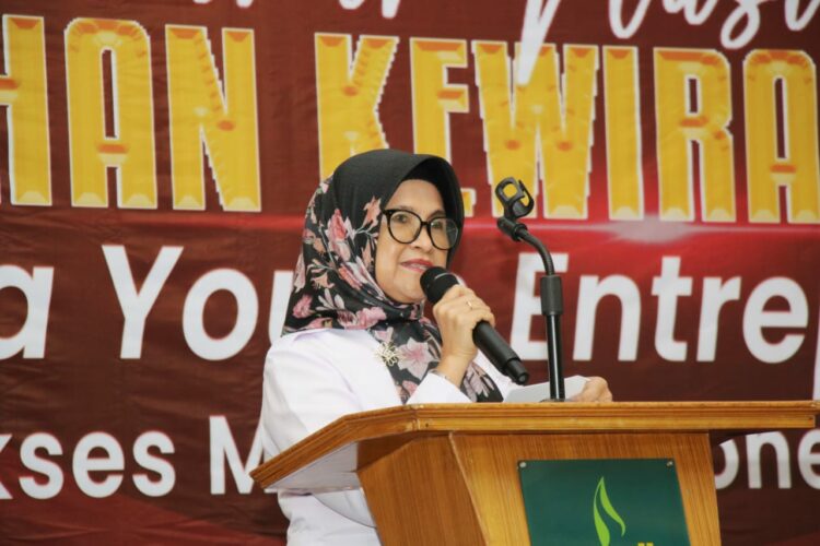 PMKRI Gelar Seminar dan Pelatihan Kewirausahaan, Wali Kota Pematangsiantar: UMKM Naik Kelas Go International