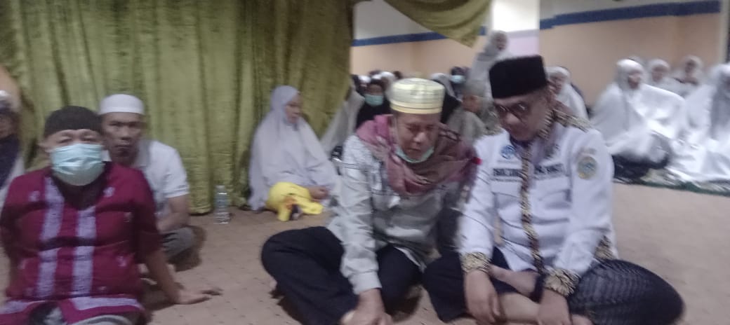 Program Sholat Subuh dan Tausyiah Tetap Berlanjut, Tidak Ada Jarak "Gap" KBIH Pempropsu Dengan Pemko Medan Program Sholat Subuh dan Tausyiah Tetap Berlanjut, Tidak Ada Jarak "Gap" KBIH Pempropsu Dengan Pemko Medan