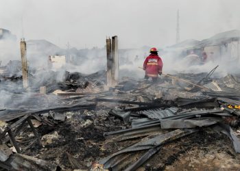 Pasar Serbalawan Habis Terbakar