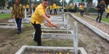 HUT ke-62 Golkar di Siantar, Ziarah ke TMP dan Salurkan 1.000 Paket Sembako