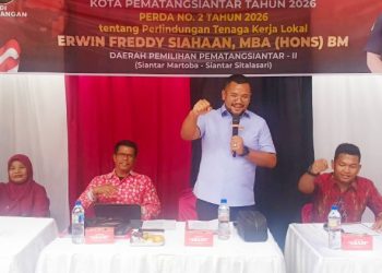 Anggota DPRD Siantar Erwin Siahaan Sosialisasikan Perda PTKL