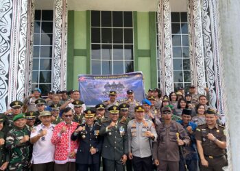 Kapolres Simalungun Hadiri Upacara Peringatan HUT TNI ke-78 di Kodim 0207/Sml Berlangsung Khidmat