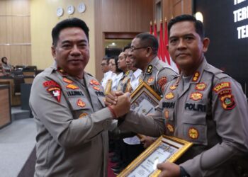 Kapolres Badung Menerima Piagam Penghargaan Penyusunan Manajemen Resiko Jajaran Polda Bali