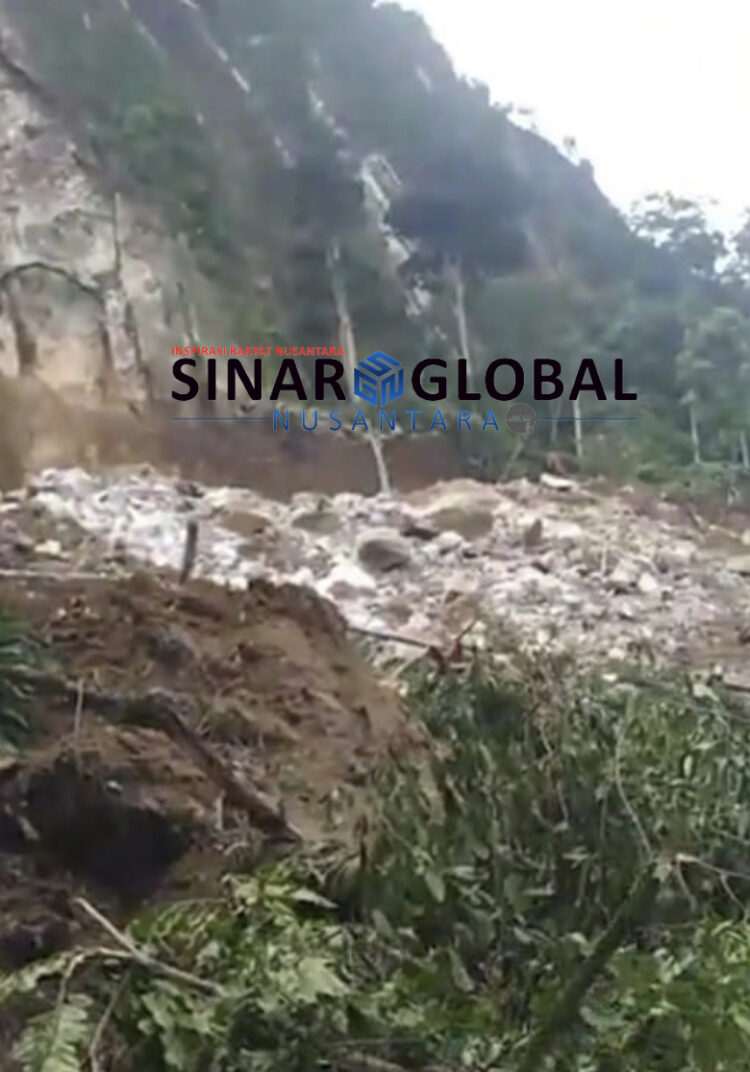 Keterangan gambar:Dolok Simarsolpah yang berada  di Huta I Simarsolpah,Nagori Durian Banggal, Kecamatan Raya Kahean, Kabupaten Simalungun,Sumut
