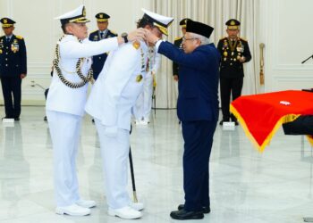 Panglima TNI Terima Tanda Kehormatan Bintang Yudha Dharma Utama