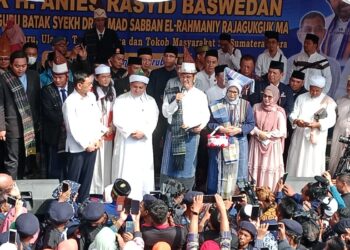 Bacapres RI Anies Baswedan Kunjungi Parsulukan Serambi Babusalam Simalungun Disambut 4000 Masyarakat
