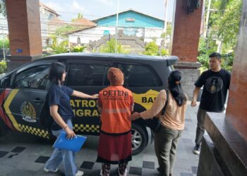 Imigrasi Ngurah Rai Deportasi WNA India Pelaku Pencurian