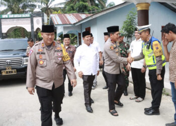 Kapolres Simalungun Mendampingi Safari Ramadhan Kapolda Sumut di Pondok Persulukan TGB