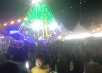 Pertama Kali Dibuka Pasar Malam di Pusat Pasar H Budi Dibanjiri Lautan Manusia