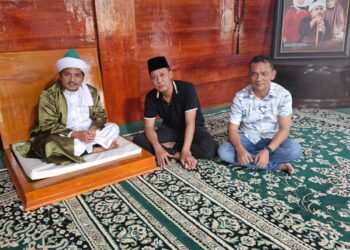 Kapolsek Tanah Jawa Lakukan Kunjungan Silaturahmi ke Pondok Persulukan Serambi Babusallam